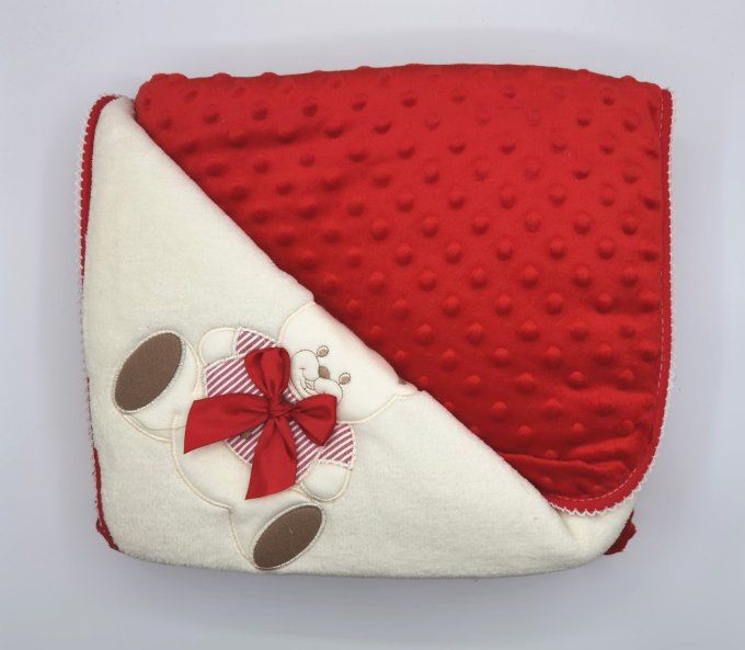 couverture doublée nounours rouge personnalisée