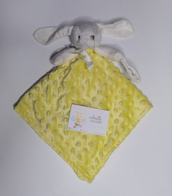 doudou lapin jaune pastel personnalisé 